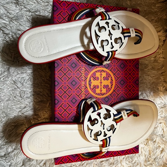 Tory Burch sandals - Picture 3 of 5